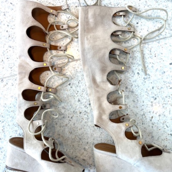 Chloe Gladiator Suede Sandal - Picture 5 of 12